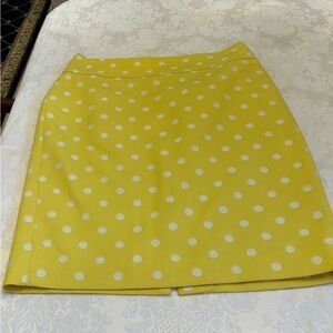 Ann Taylor Yellow Polka Dot Pencil Skirt Lined. Still with dry cleaner ticket